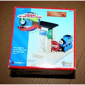 Vtg Thomas The Train & Friends Stop and Go Station Wood Clickity Clack (1999)